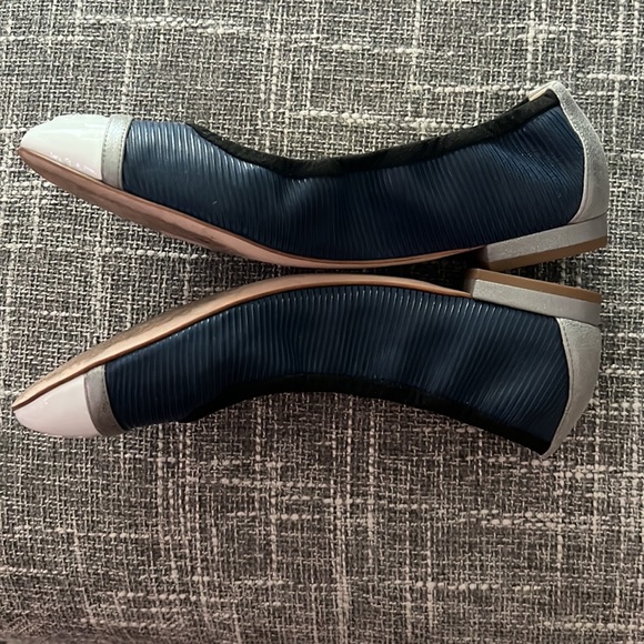 Chanel Flats - Picture 8 of 9